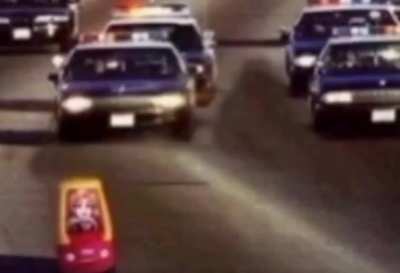 Senpai running from the police (I found this on discord btw)