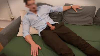 So horny back from work that I could just lie there and let it cum all on its own hands free