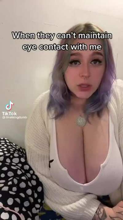 (lilr<wbr>atkin<wbr>gdumb<wbr>) big boobs alt girl