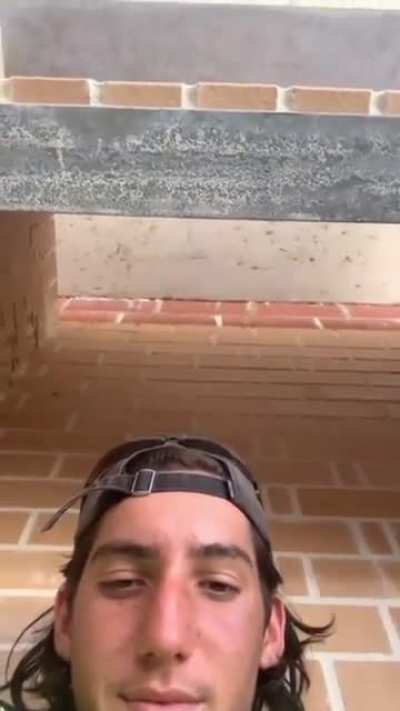 Hol-