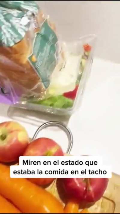 Comer de la basura es mejor que estar en Argentina? Los leo