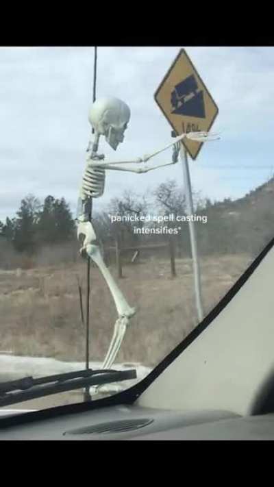 When you’re at 1HP but you still try to heal your team mates