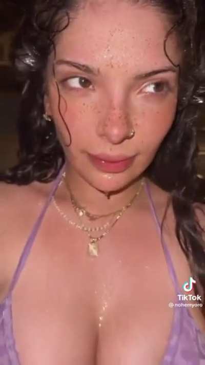 Pool floaties