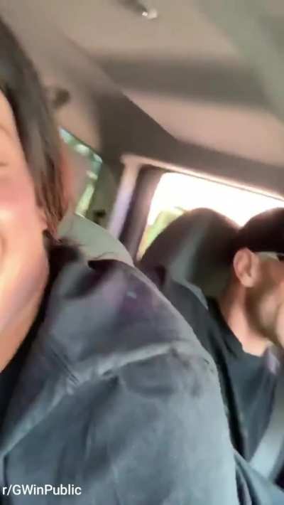[/r/G<wbr>WinPu<wbr>blic] The Tip for the handsome Uber driver.