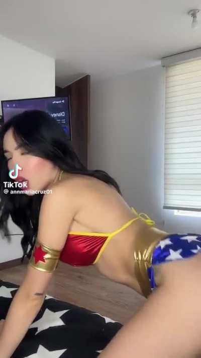 Cosplay hoe