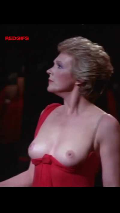 [Topless] Julie Andrews - S.O.B. (1981)