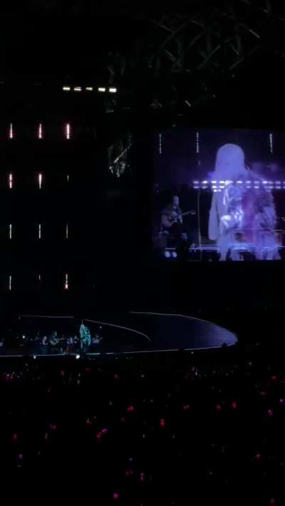 Her voice is ridiculously bad