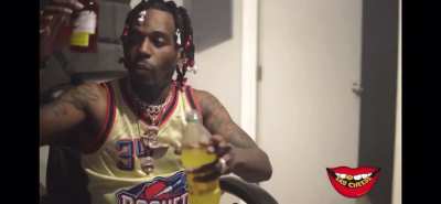 Man this shits too funny. Sauce walka talking about people being stingy with drank.