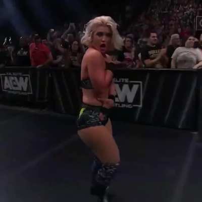 Toni Storm