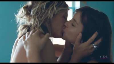 Chinese Puzzle (2013) - Cecile De France & Flore Bonaventura