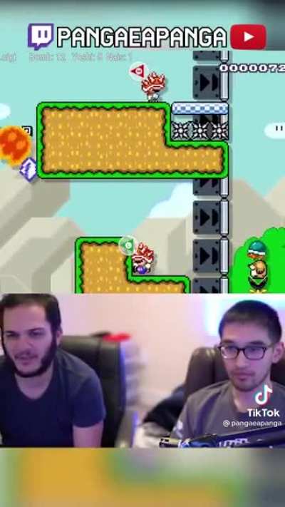 The coordination between these two gamers to beat a hard level