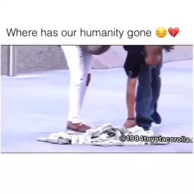 Como odio esta humanidad enserio,cuando cambiara?😭😔😭😭