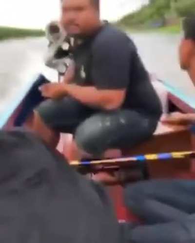 Barco do Elon Musk