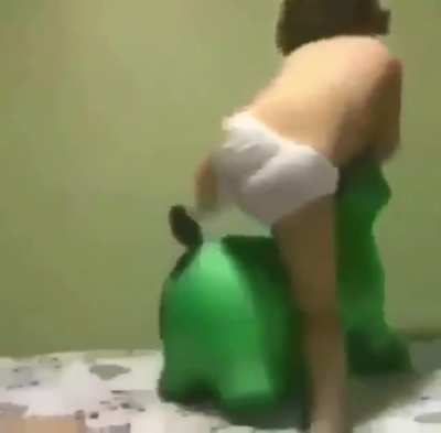 Hoppity bopping AHHHHH