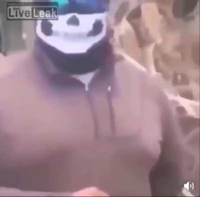 MaN cUtS wOmAnS tOnGuE oFf iN cOlD bLoOd