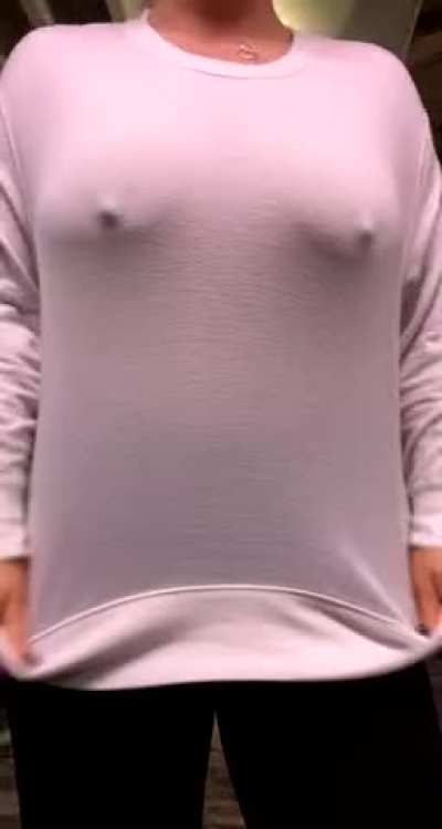Unzipping, grazing against my sweatshirt, then finally dropping these perfect tits out of my super-duty sports bra 🧡