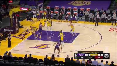 [Highlight] Kuzma shows abysmal effort on the rebound