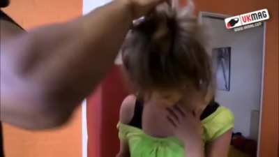 Alistair Overeem chokes out his interviewer 😳