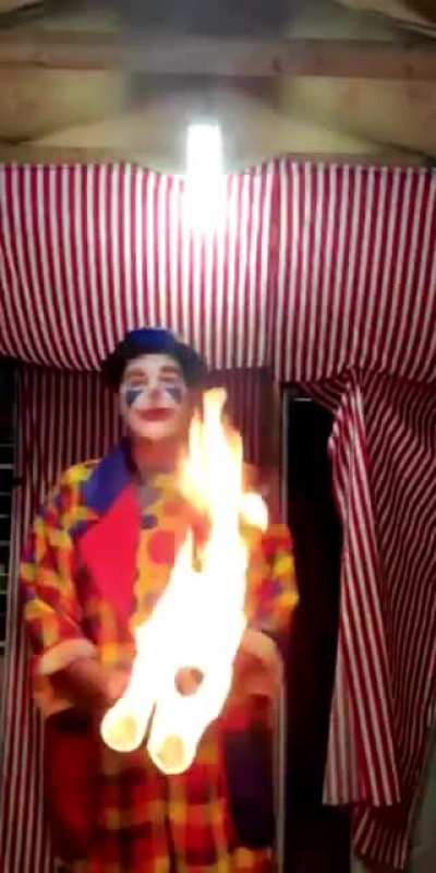 clowns