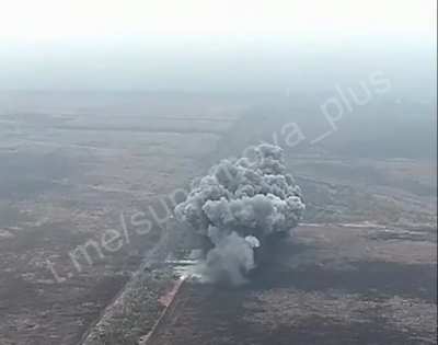 Russian position basically nuked. Not sure what hit what but any Russians being near it was surely incinerated 😲