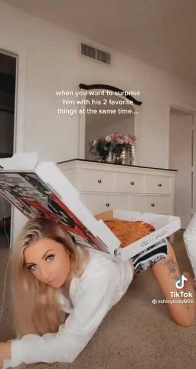 I love pizza