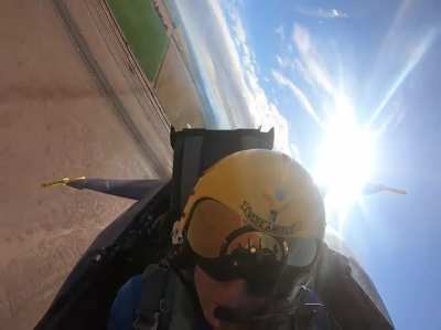 The precise control of this Blue Angels pilot