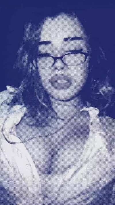 I would be your favorite curvy girl