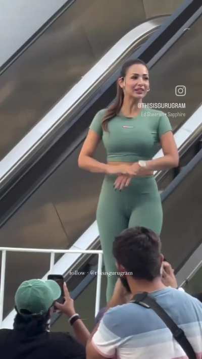 Malaika milf 🍑