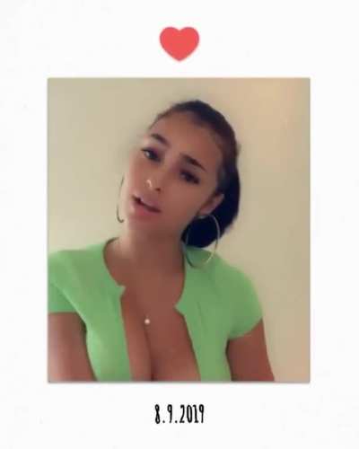 🤩
