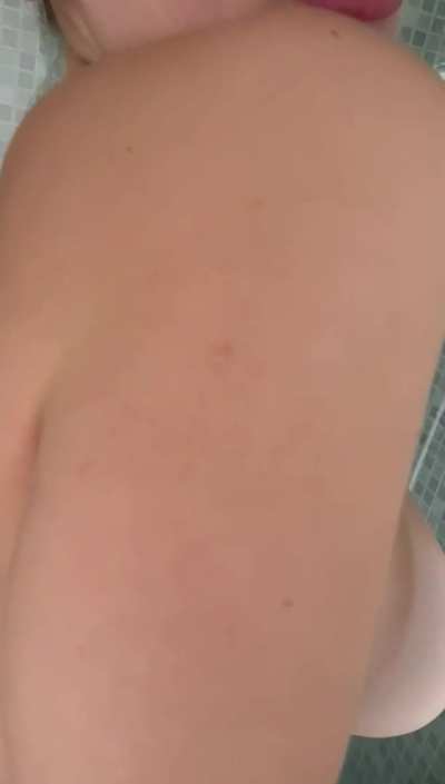 If you like hot blondes with big natural tits and shaved pussy, don't miss me. I have more than 500 videos and 400 pics and you receive a masturbation video when subscribing
