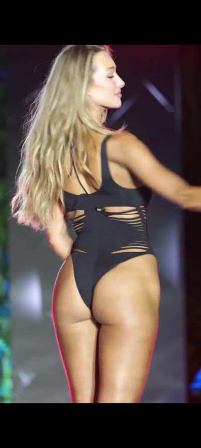 Penny Lane - sports illustrated