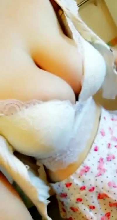 bouncing my pale boobies (oc) x