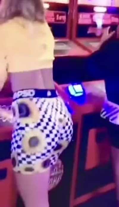 Jiggle