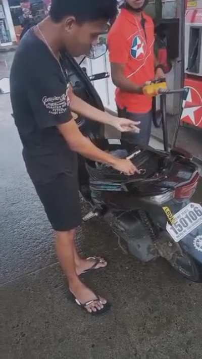 The fuel price right now got me like