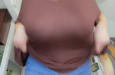 A floppy reveal
