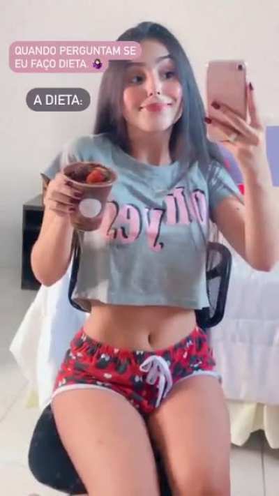 Larissa Costa (Janela da Rua)