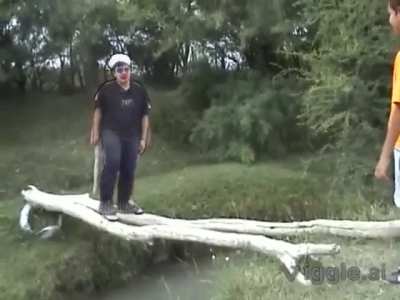 Uriel se cae