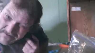 Guys vapes and snorts Carolina Reaper