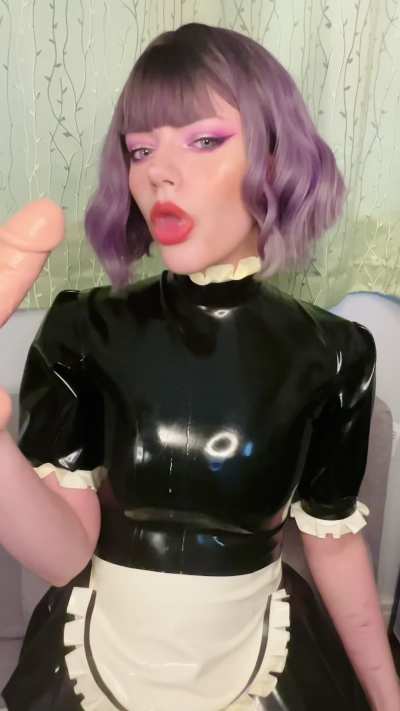 Sale on my Onlyfans! This month there will be lots of cumplay, drool, ahegao, BJs, latex and more! With gagged content coming later in the month for Xmas 🎄 Spots will go fast, so be quick!  