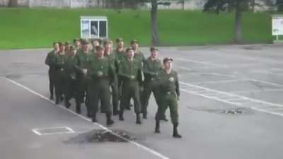 I Am Barbie girl (ft. Russian Army)