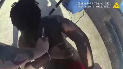 [USA] Florida man throws another man off of a bridge in front of a Daytona Beach police officer