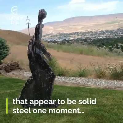 See trough statues