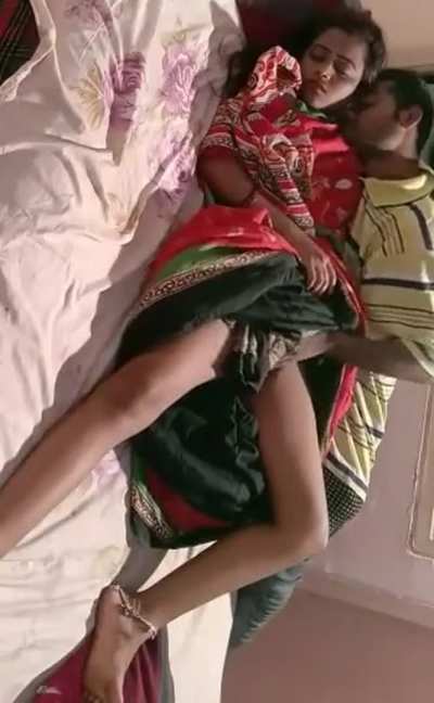 🔥Hórny Husband Rub🤟 Hér Wife Pu$$y👅 & Fúçk Her While Slééping😍 ... ( FULL VIDEO LINK IN COMMENT 👇🔽 )