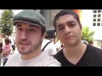 Ok, tô com um leve medo desse vídeo (2012).