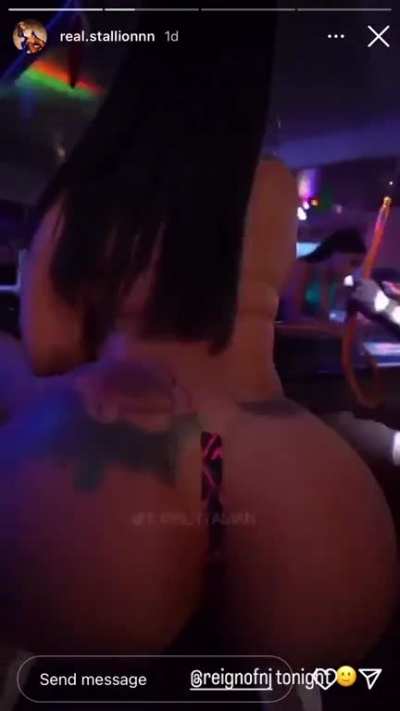 🥴