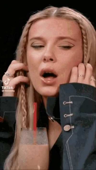 when she takes a huge 🍆 🥵 ( comment down your fantasies on her)