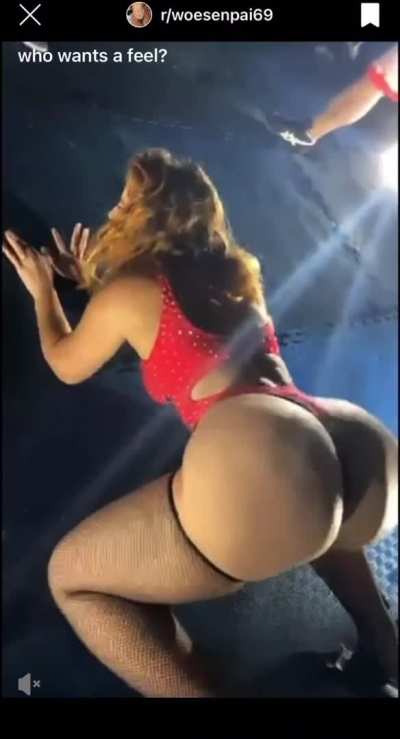 Woesenpai69 Twerk