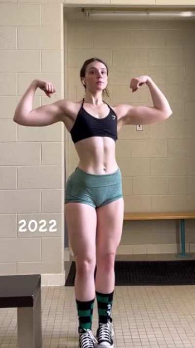 Natty or juice? 1 year trans<wbr>forma<wbr>tion, her name is Sophia Zipay