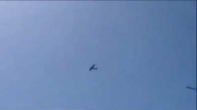 Russian tourists in Miami are thrilled to see a plane flying… not so thrilled when they see the message