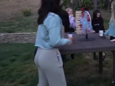 Jodi b👀ty